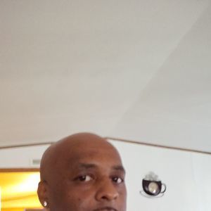 Meet your Posher, Adrian